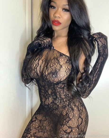 Tanyaadenisefans ポルノスター 画像