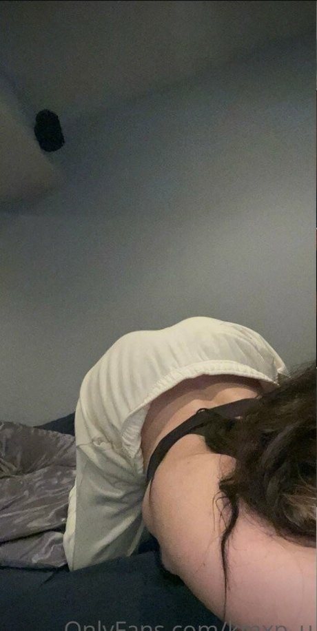 kmxp u アダルトモデル 写真