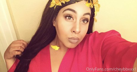 only70inchass ヌードのポルノスター 写真