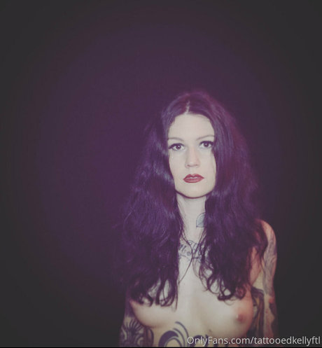 ladyluciferfree ヌードのポルノスター 写真