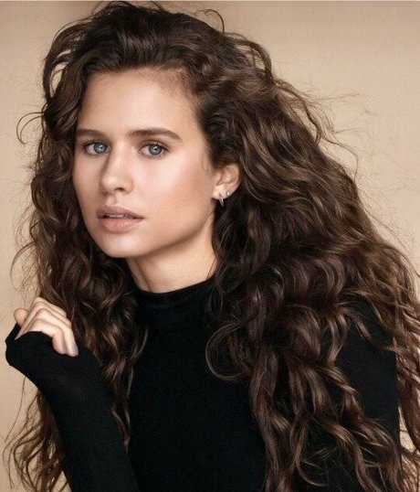 Avery Konrad ポルノスター アート アーカイブ