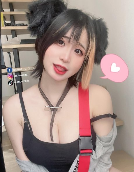 公共の場での猫のOnlyFans アート裸 写真