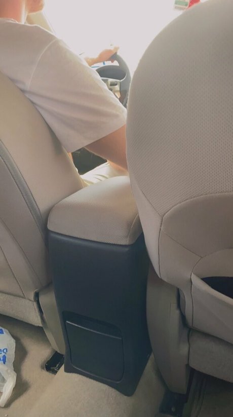 Alexbree 裸のスター 画像