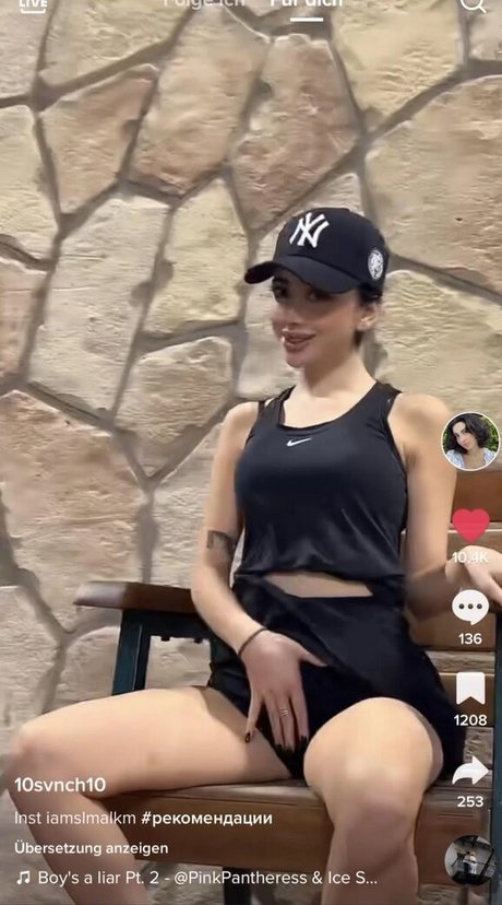 Sevinch Salmanova セクシーなポルノスター 写真