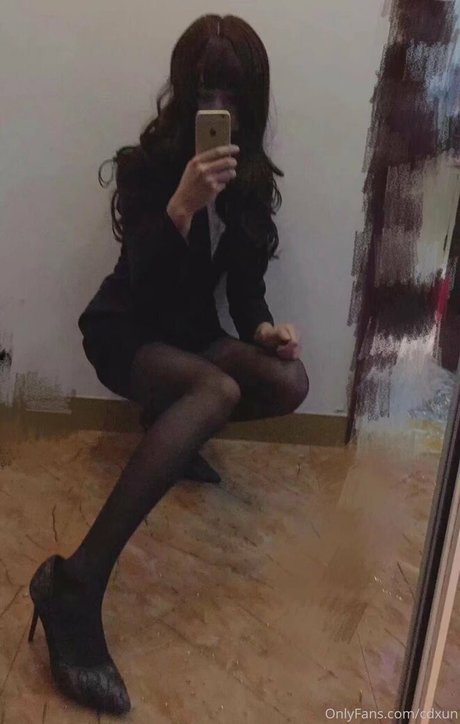 アジアンベイビーOnlyFans アートヌード 画像