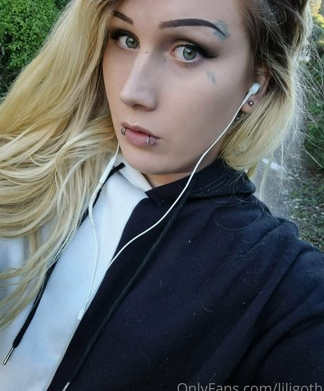 liligoth ポルノスター アーカイブ