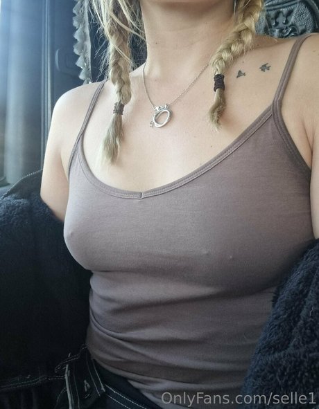 selle1 女優 画像