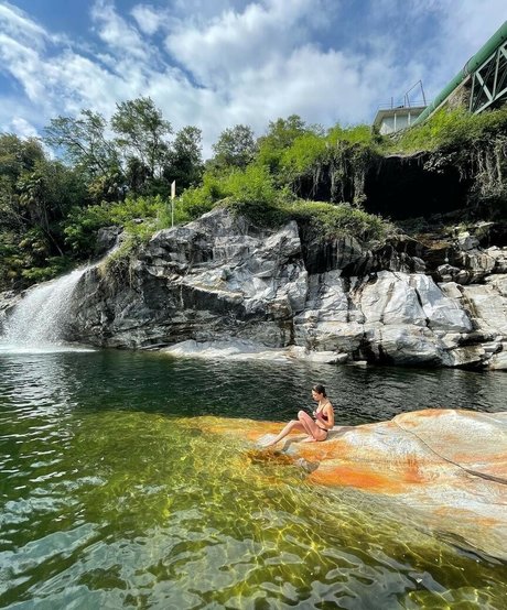 コメディアンのOnlyFans ヌード 画像