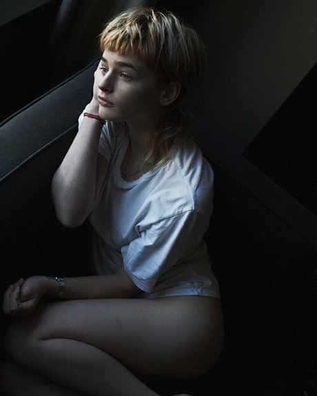 Esther McGregor ヌードモデル ギャラリー