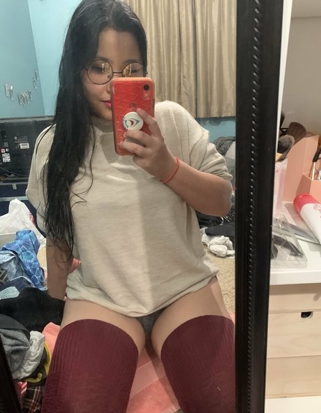 suezuu エロティックなポルノスター 写真