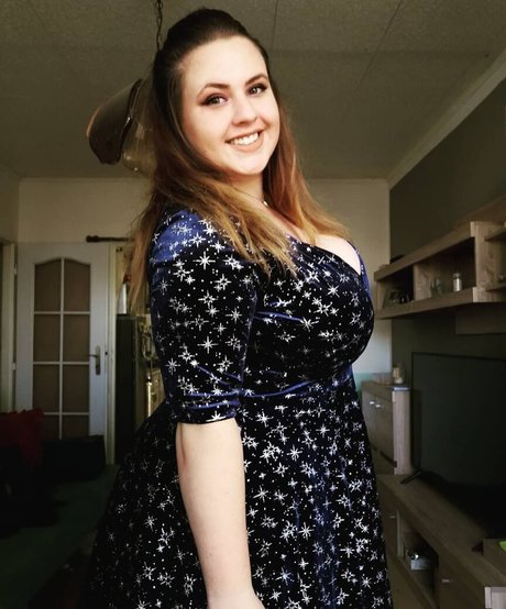 Babu Vale 無料のスター 写真