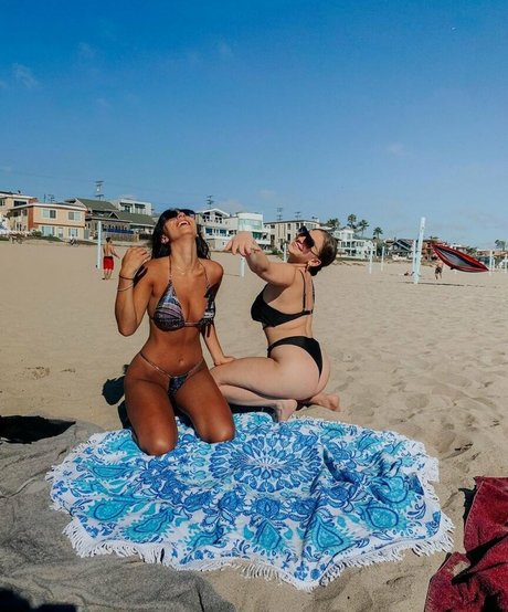 Nikki Kay ポルノスター セックス 画像