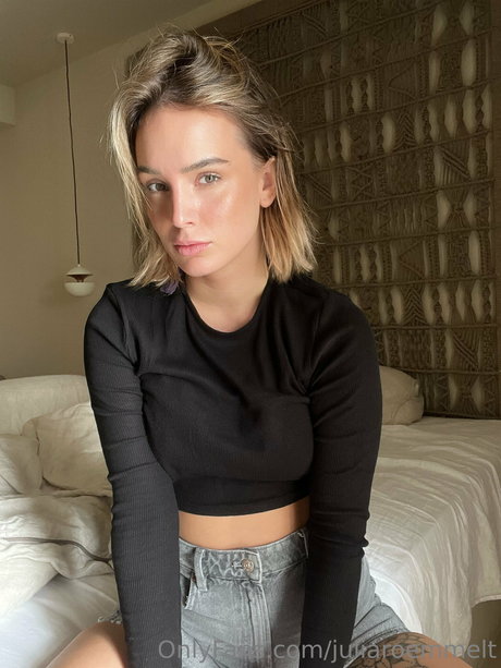 Julia Roemmelt 独占ポルノスター ギャラリー