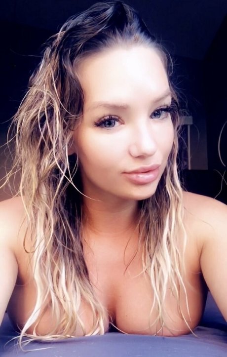 シャワーヌードOnlyFans 可愛い 画像