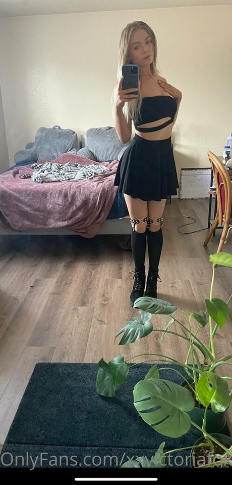 xxvictoriafoxxx ポルノスター 無料 写真