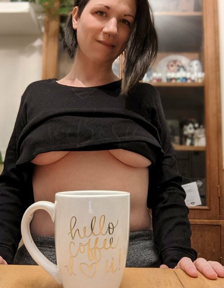 かわいい巨乳OnlyFans セックス 写真