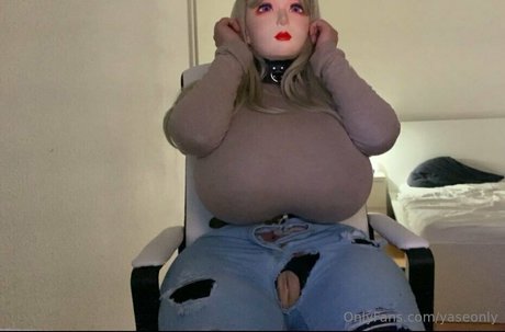 チンコを持つ女たち OnlyFans ヌード アーカイブ