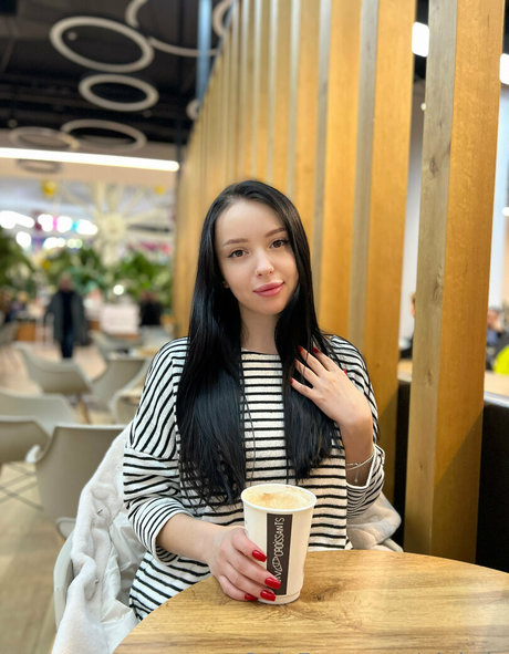 pinkyly 独占女優 画像