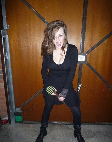 射精 OnlyFans アダルト 画像