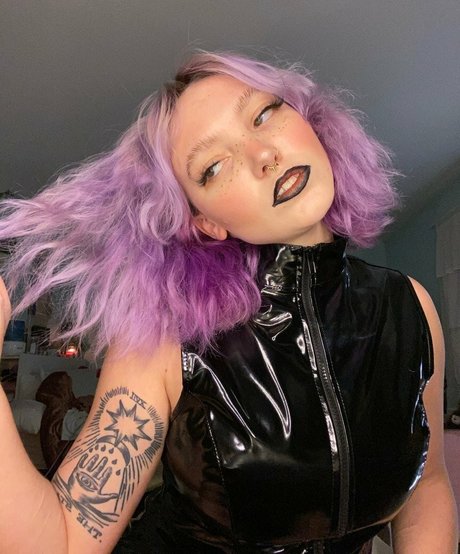 Silkylace0 セックスモデル 画像