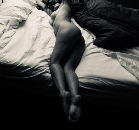 母娘オンリーファン ポルノ 写真