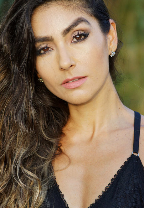 katkay 裸のポルノスター 写真