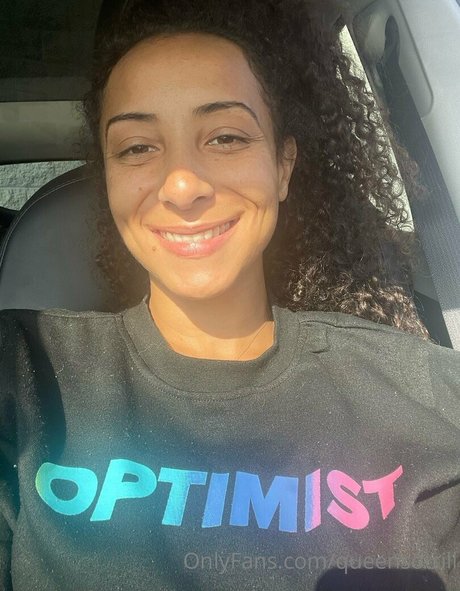 エモオンリーファン アートポルノ 画像