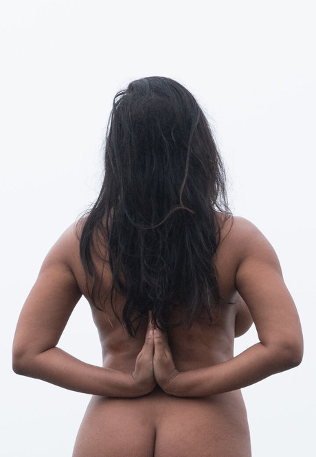 Dakini 最高の女優 写真