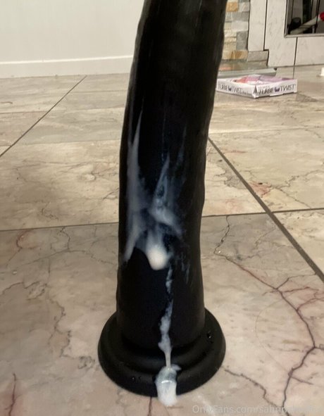 ぽっちゃりブロンドOnlyFans トップ 画像