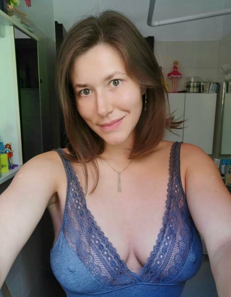 annaspase トップモデル 写真