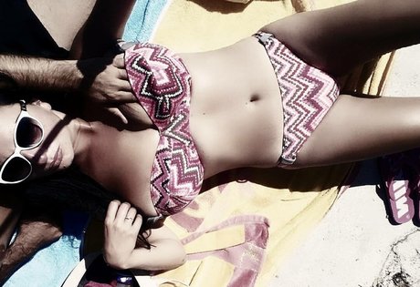 Rita Kyslinger エロティックモデル 写真