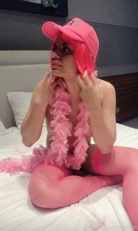 conamorlili ポルノスター 裸 写真