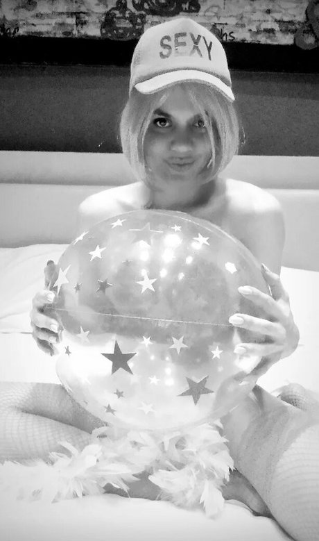 conamorlili ポルノスター 画像