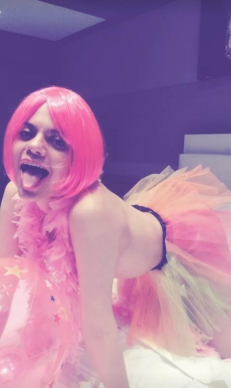 conamorlili 裸のスター 画像