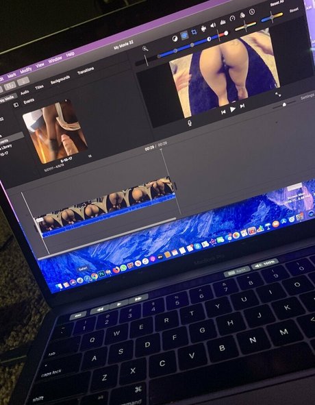 thesarahbnkx 裸モデル 画像