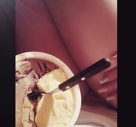 デカ尻ジーンズ OnlyFans 限定 画像