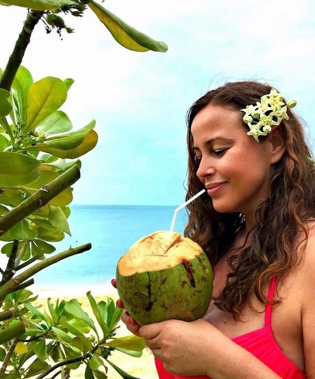 Serena Roberti 完璧な女優 写真