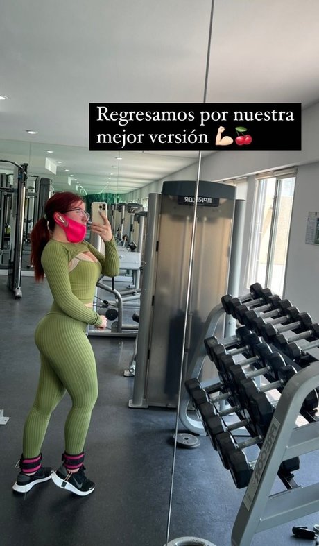 巨乳 射精 OnlyFans ベスト 画像