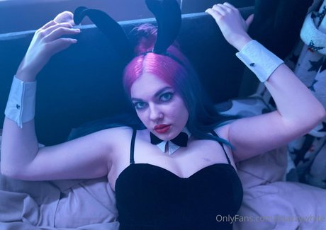 shazzabluexx ヌードモデル ギャラリー