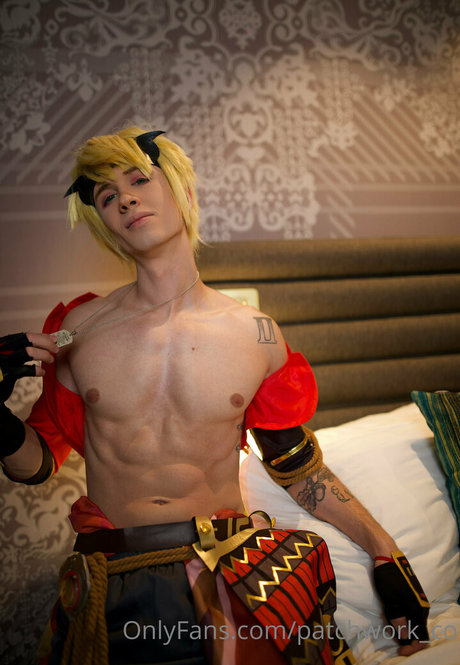 黒檀のシャワー OnlyFans セクシー裸 写真