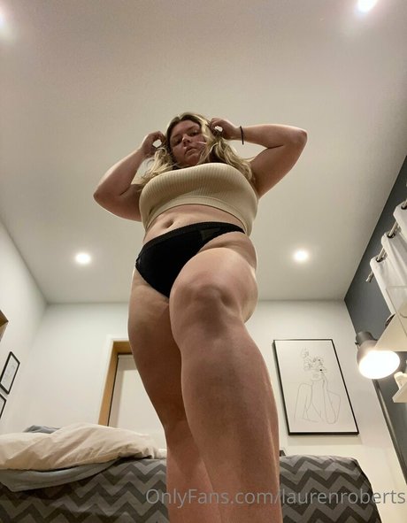 トップレスビーチOnlyFans ホットヌード 写真