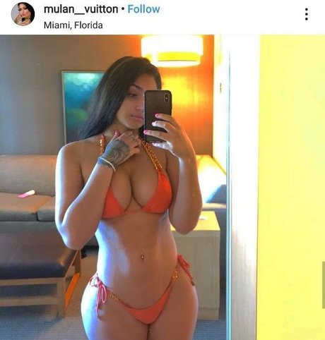 MulanVuitton 美しいポルノスター 画像