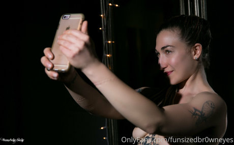 スターティーンオンリーファンズ 無料xxx ギャラリー