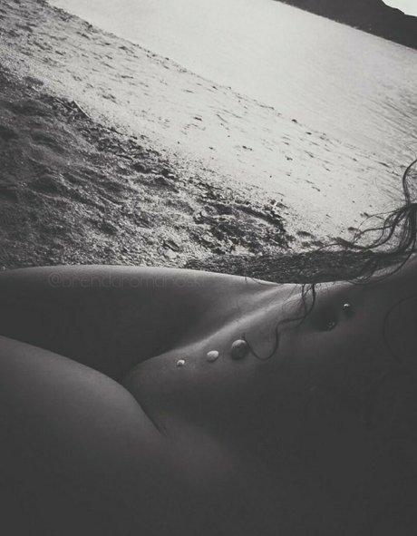 ビデオ通話 OnlyFans 美しい裸 画像