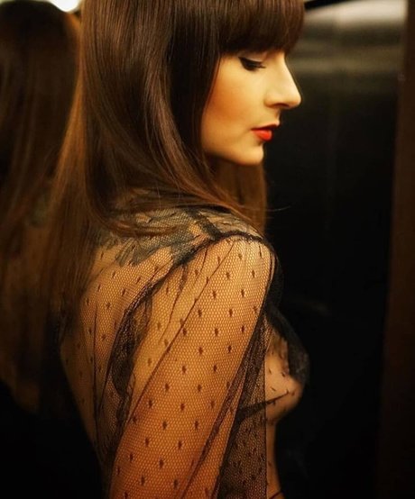 Danielle Noce ポルノスター トップ 写真