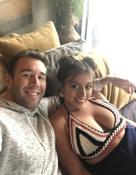 willpounder セクシーなポルノスター 写真