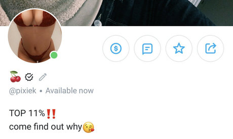 ピンク髪のOnlyFans HD ギャラリー