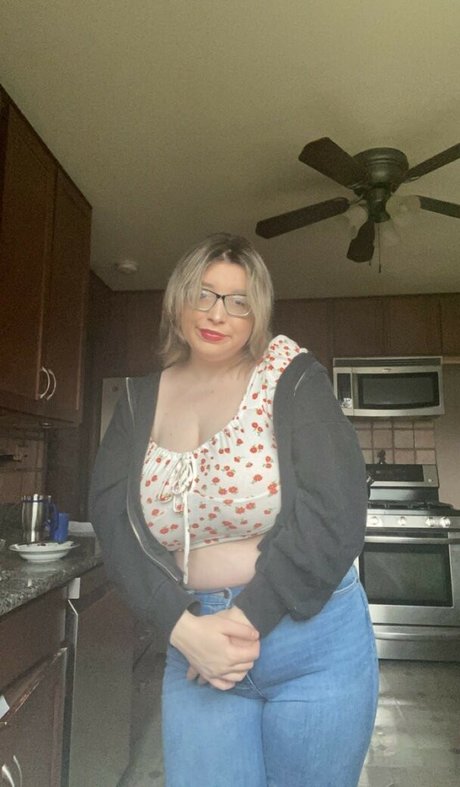 ビキニストリップOnlyFans ポルノ 画像