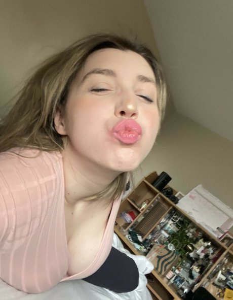 baddiealexaaa ポルノ女優 写真