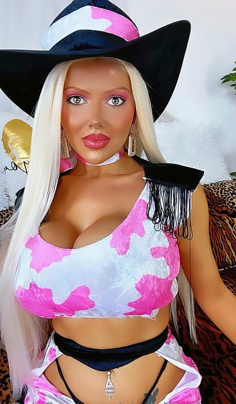 アマチュアペッギングOnlyFans セクシーヌード ギャラリー